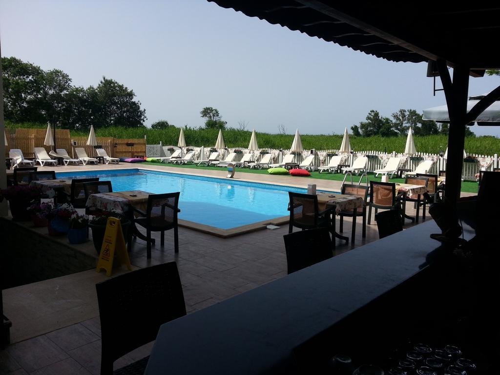 Velena Hotel Ağva Exterior foto